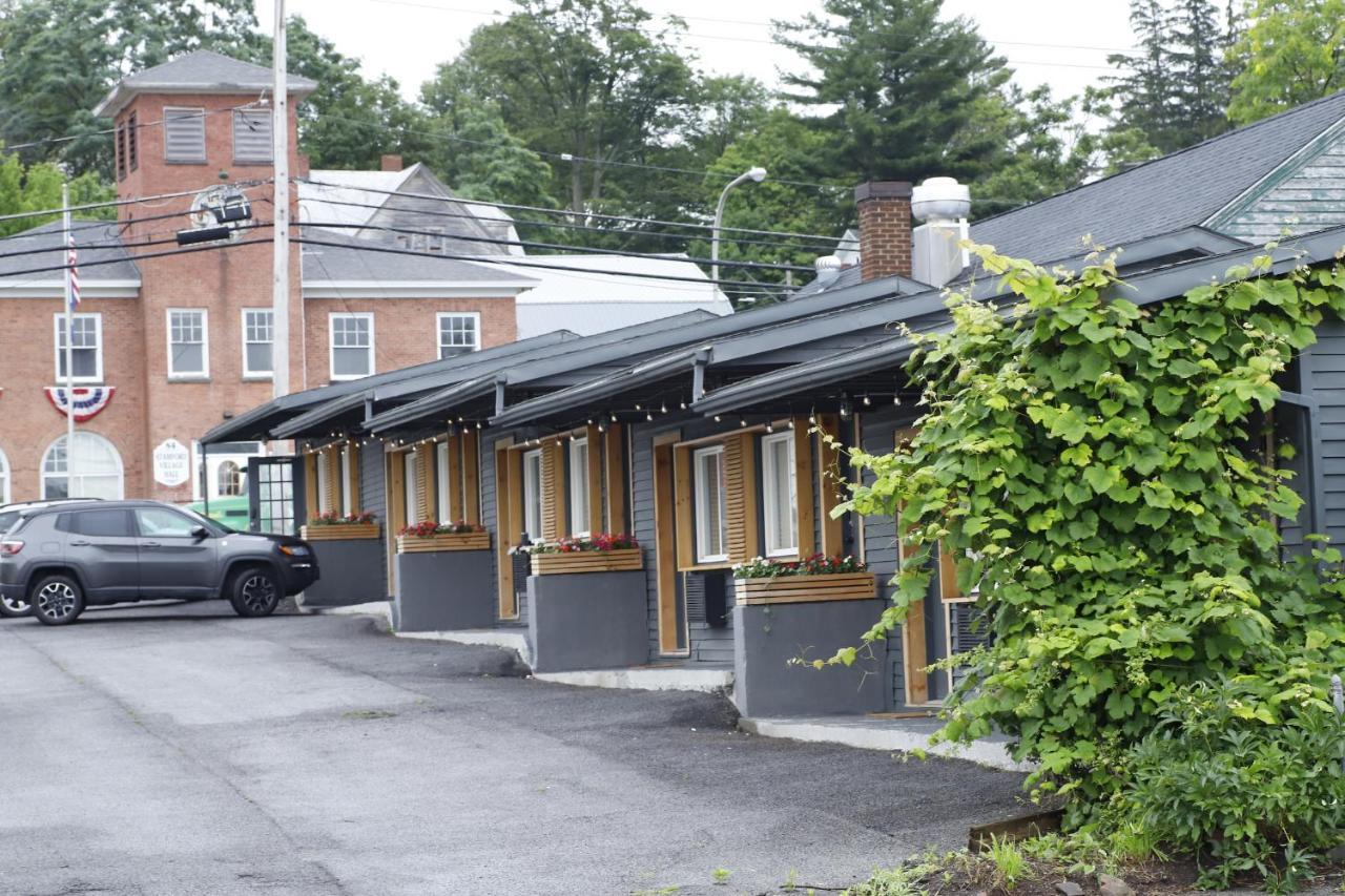 The Vine On Main Stamford Exterior foto